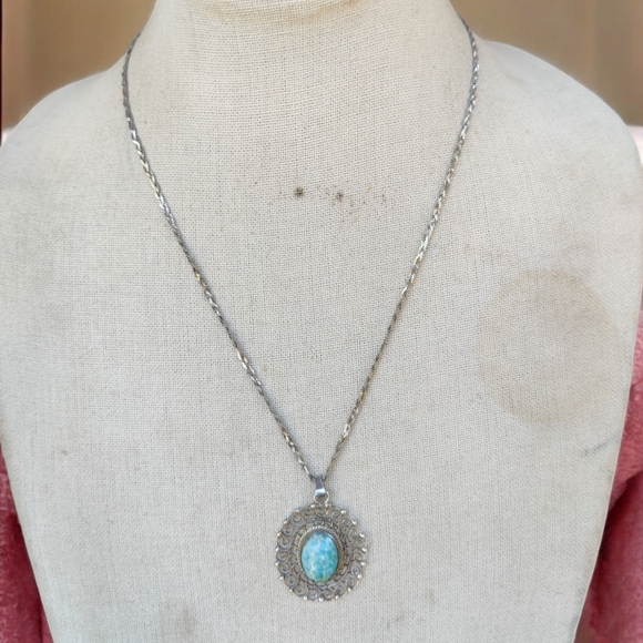Vintage sterling silver braided necklace with turquoise Hubble glass pendant - Picture 2 of 9